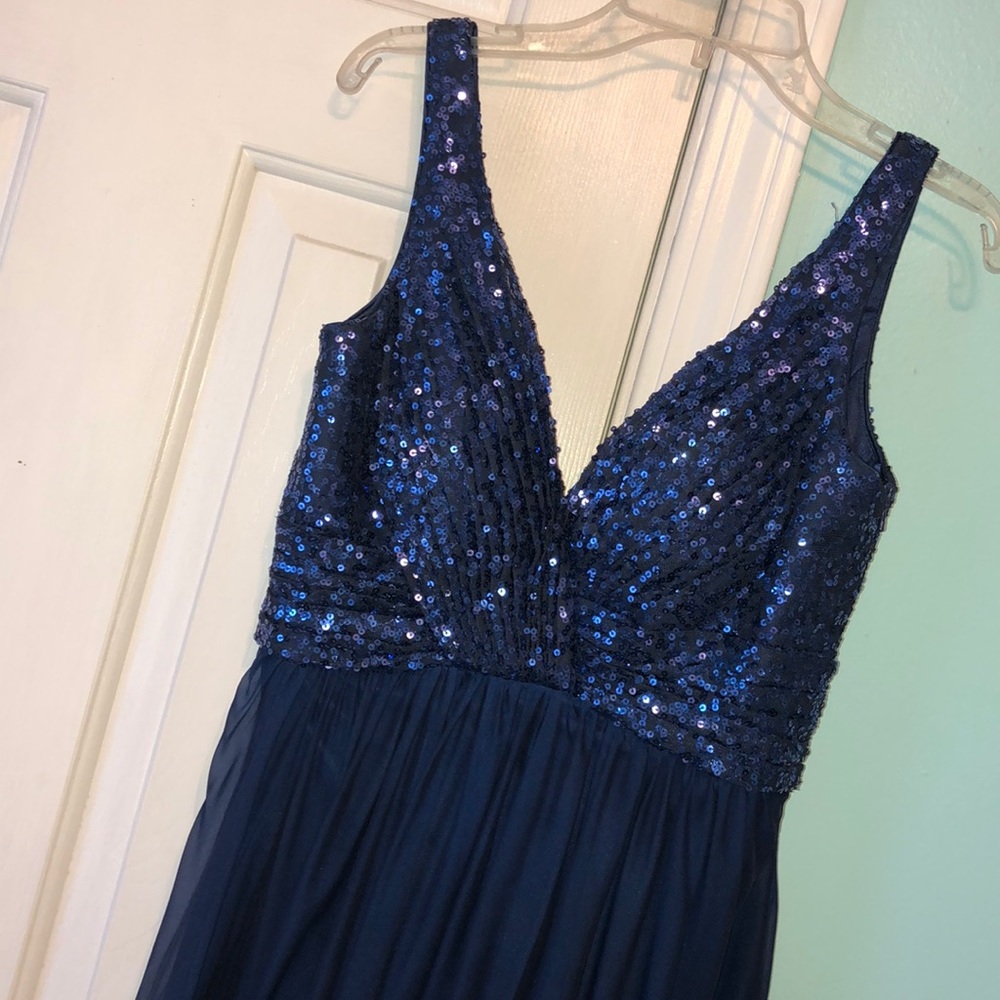 Gorgeous royal blue dress ✨ - Picture 3 of 8